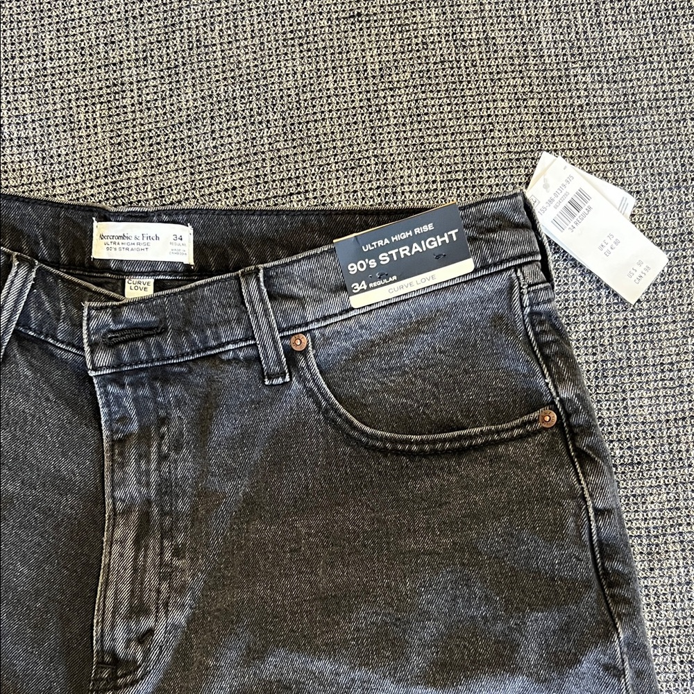 Abercrombie & Fitch 90's Straight Leg Gray Jeans